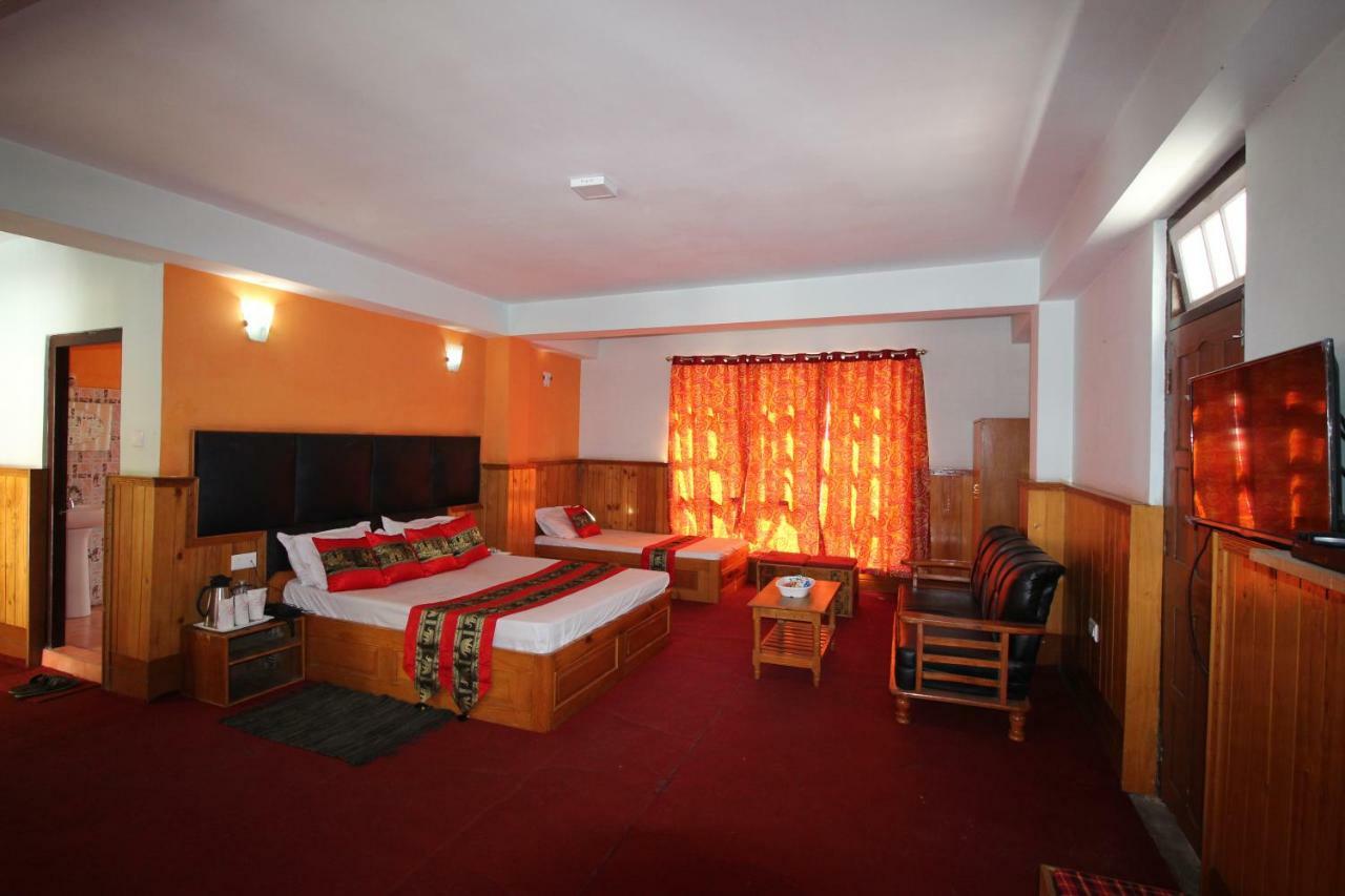 Delight Royal Lachung Exterior foto