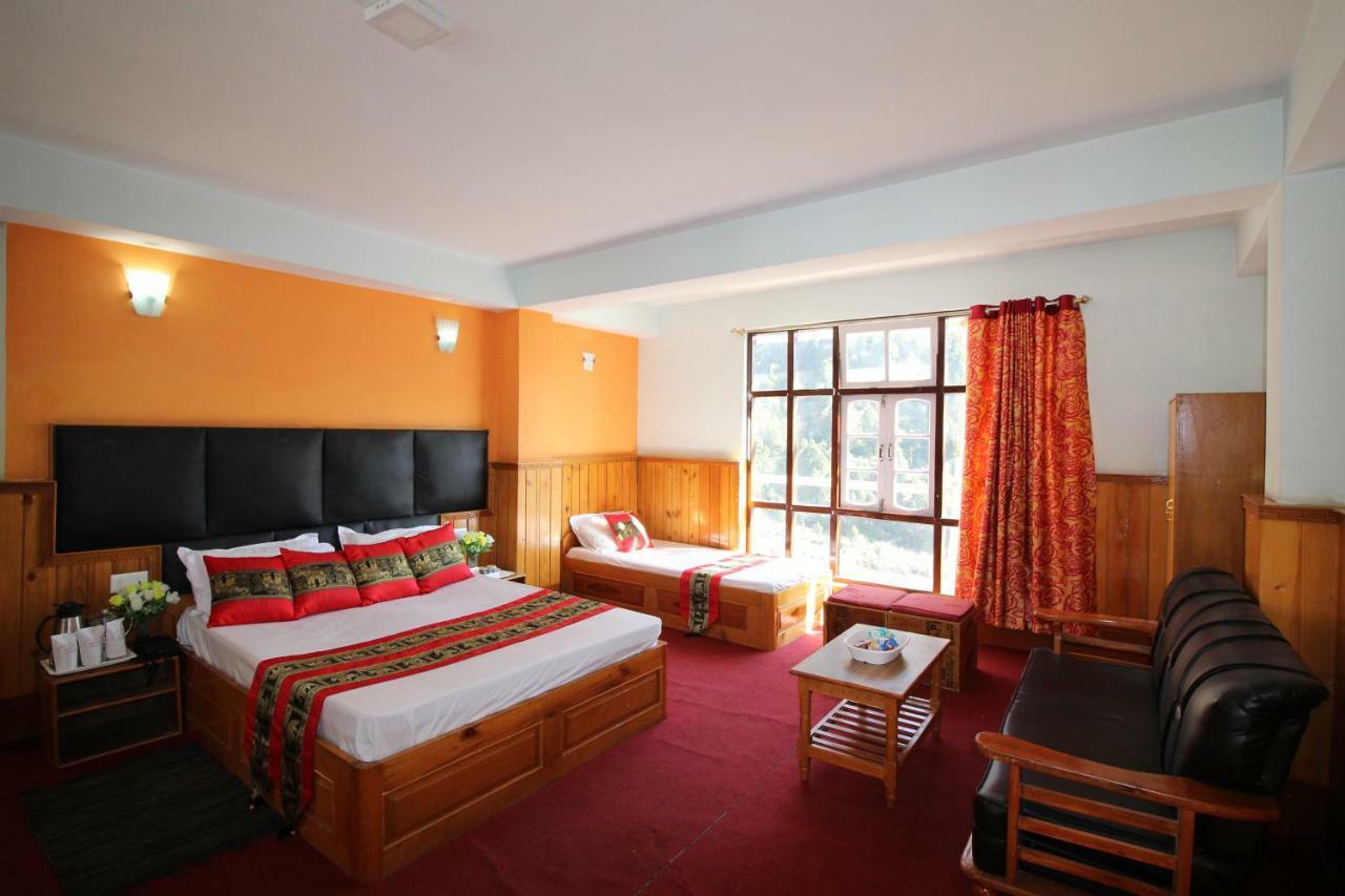 Delight Royal Lachung Exterior foto